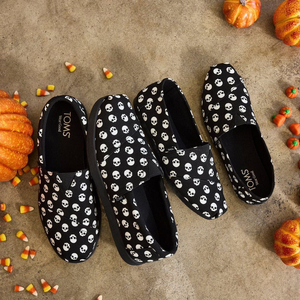 Alp FWD Black Glow In The Dark Halloween Skulls - Toms near me
