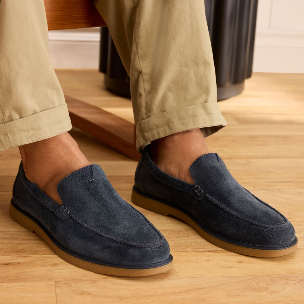 Marcos Loafer Navy Suede - Toms on sale