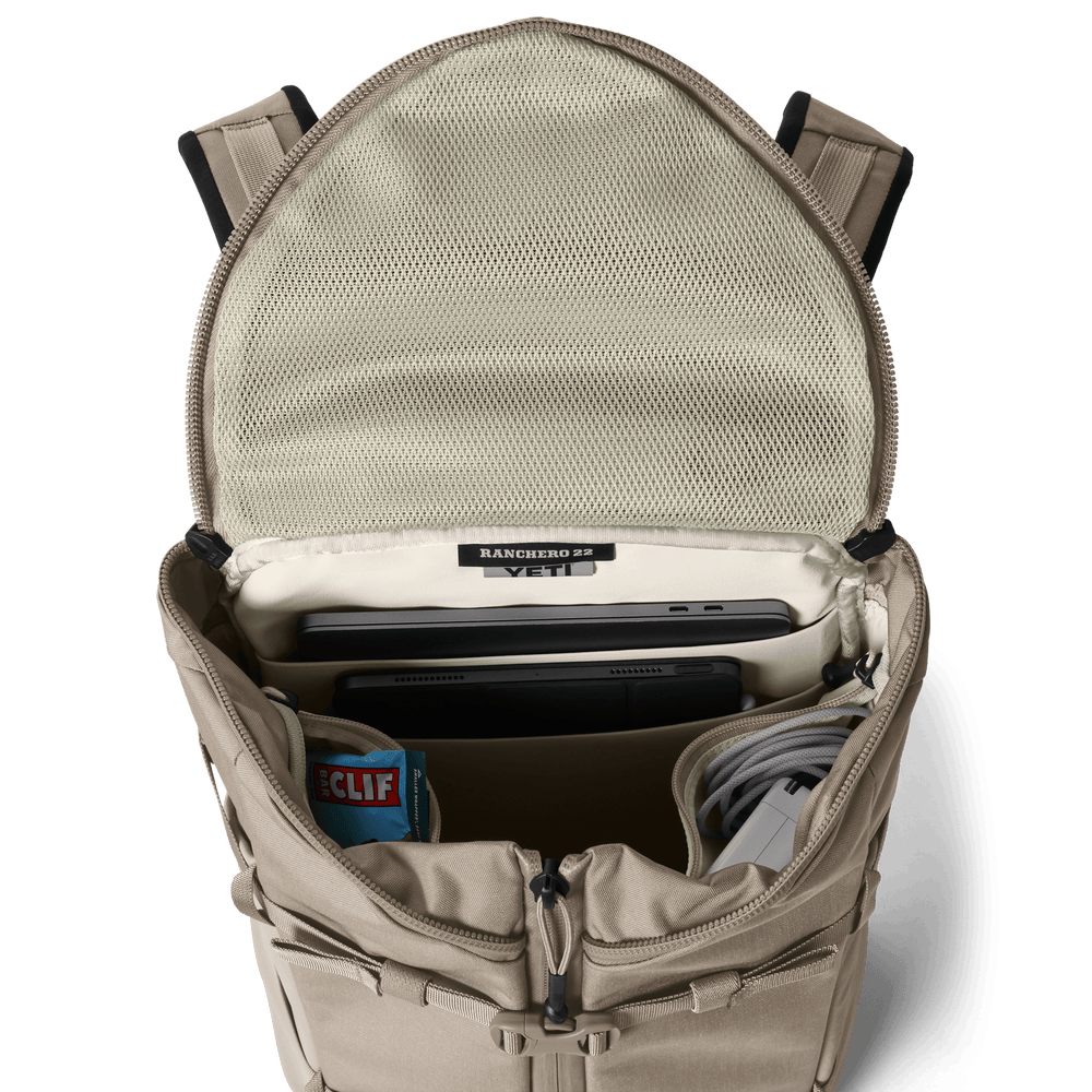 22L EVERYDAY CARRY BACKPACK