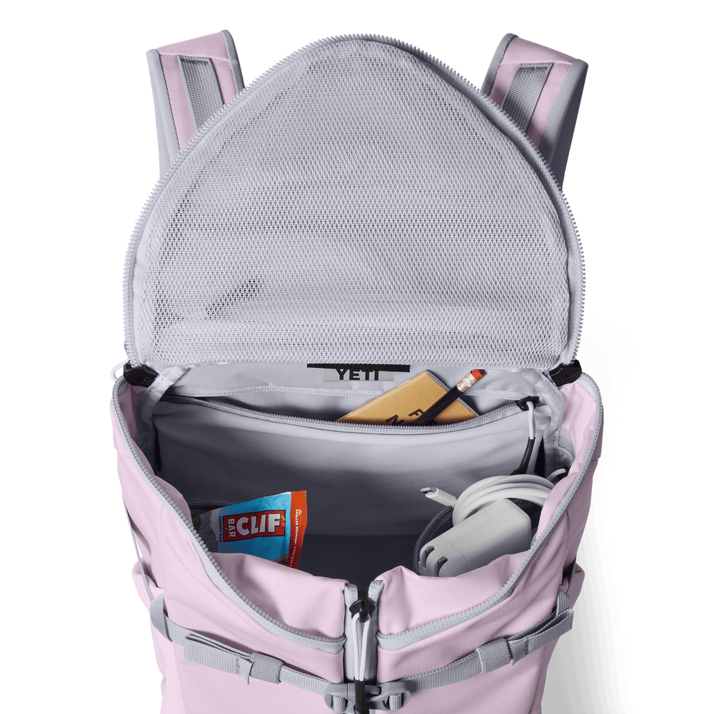 27L EVERYDAY CARRY BACKPACK