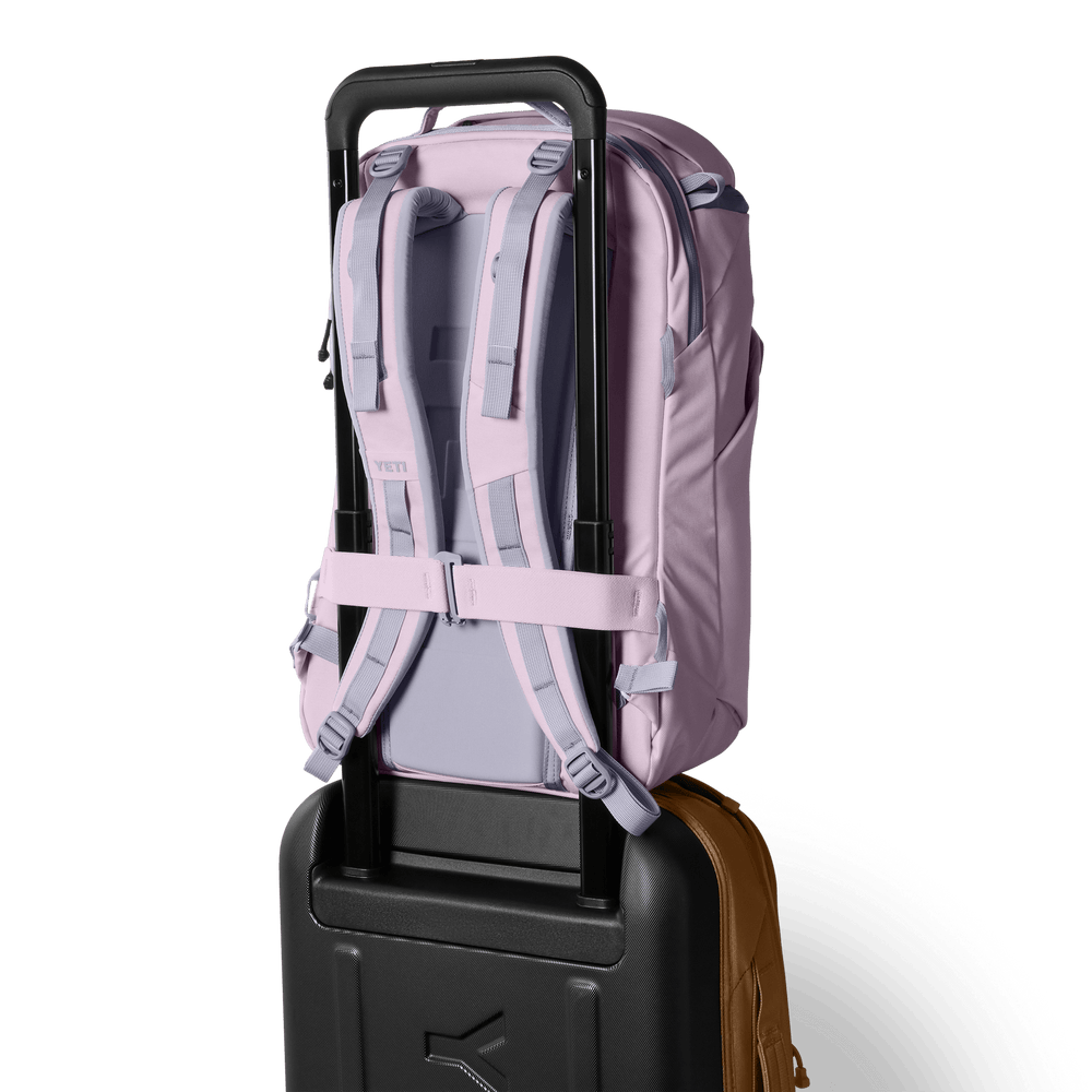 27L EVERYDAY CARRY BACKPACK